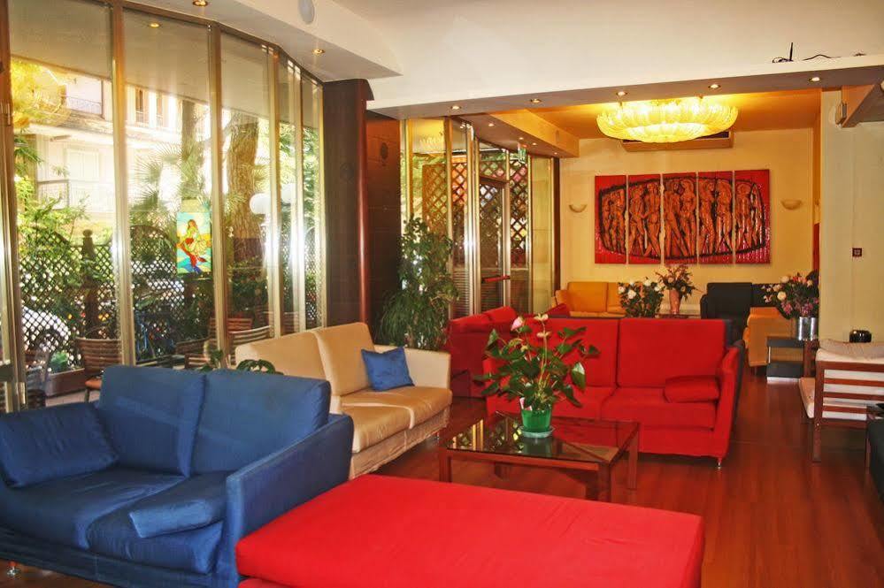 Hotel Saint Tropez Riccione Kültér fotó