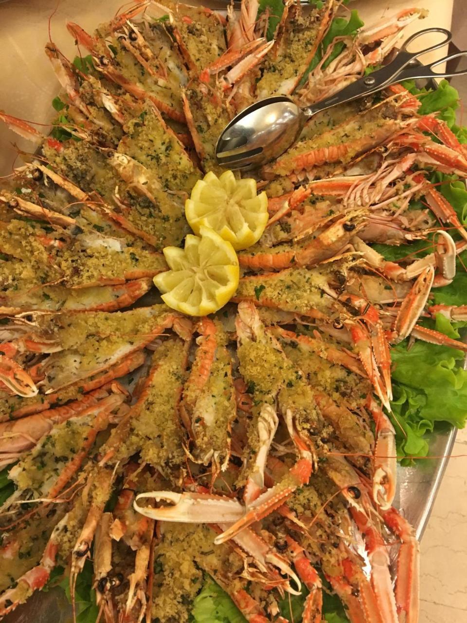 Hotel Saint Tropez Riccione Kültér fotó
